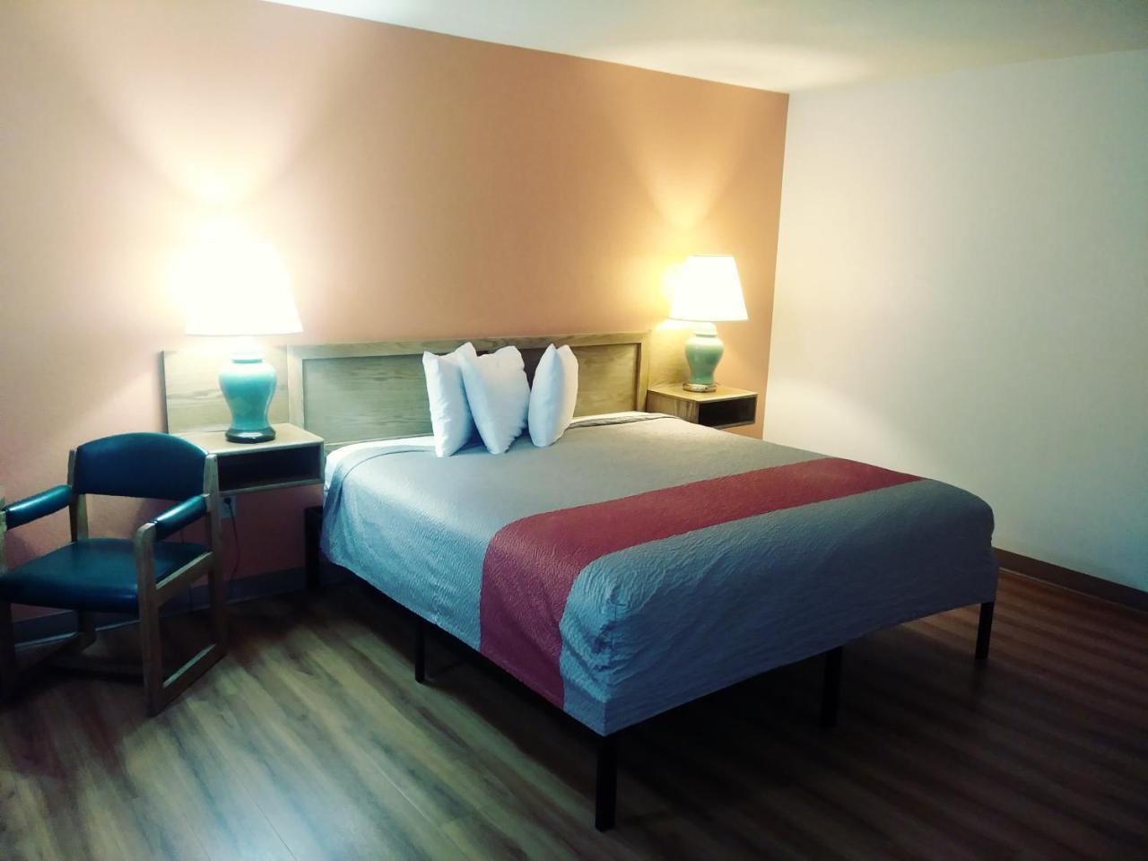 Motel 6-Madras, Or Екстериор снимка